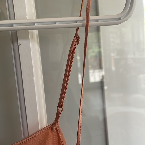 Babiton by ARITZIA Satiny Camisole, size L - Picture 5 of 9